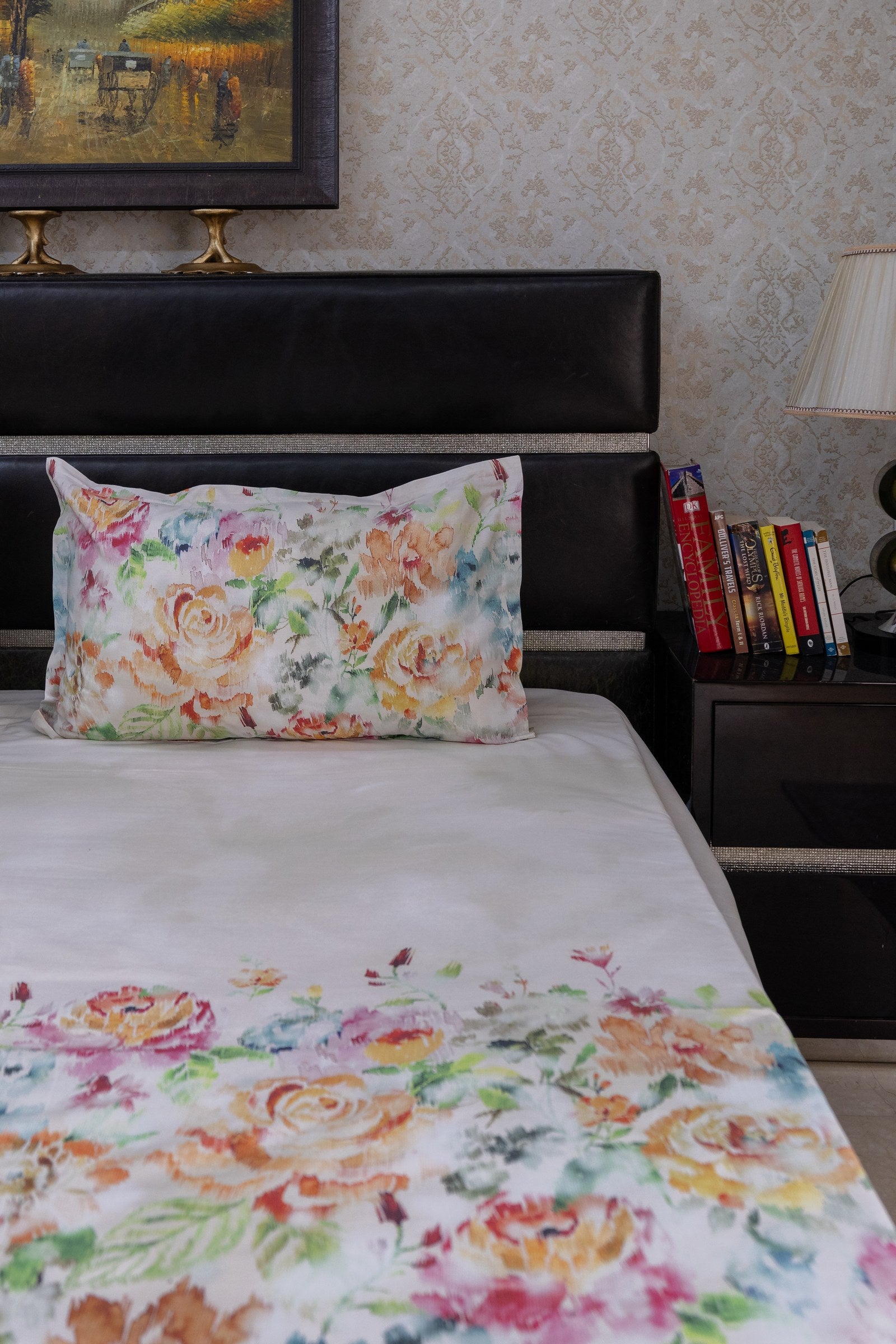 Vibrant bloom printed bedsheet