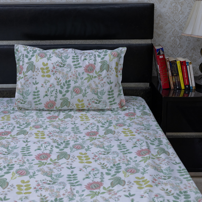 Leafy tapestry printed bedsheet