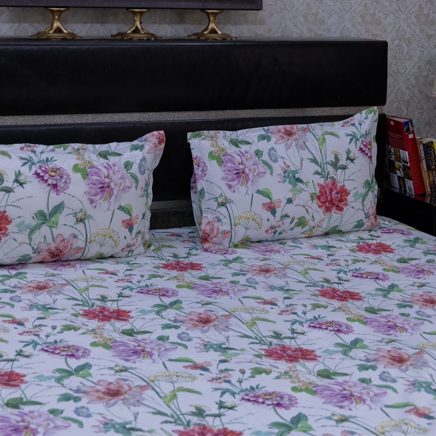 Bloom Harmony printed bedsheet