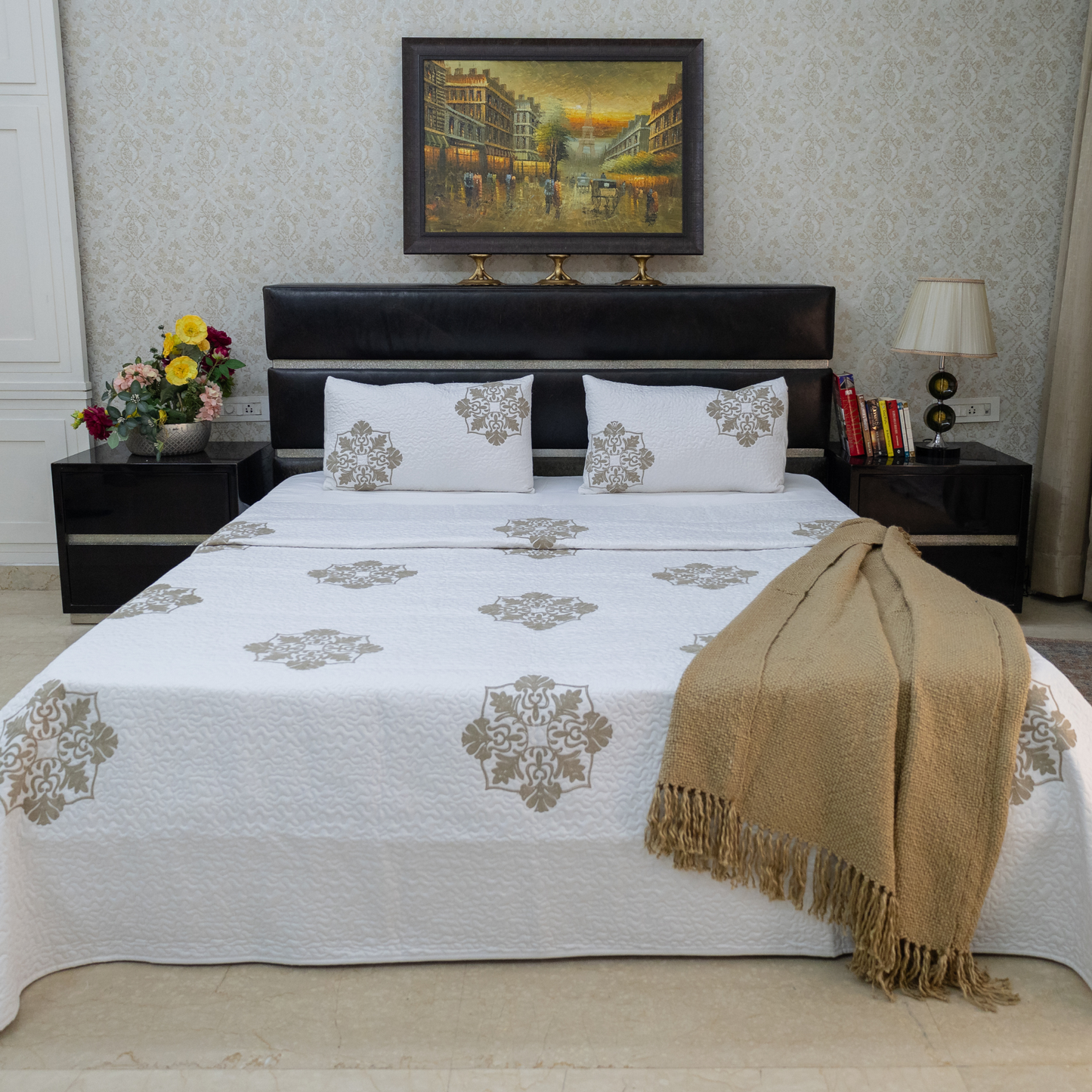 Mosaic embroidered bed cover beige