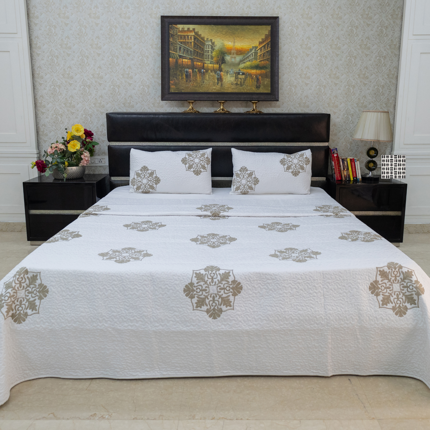 Mosaic embroidered bed cover beige