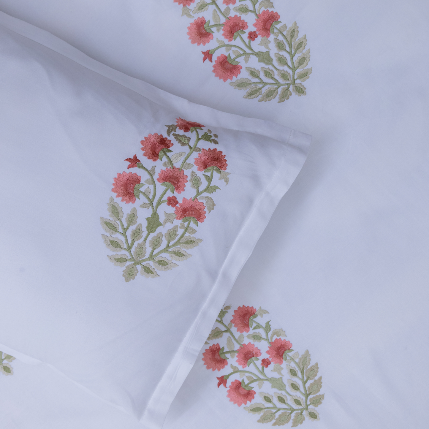 Floral Sonata Embroidered bedsheet - pink