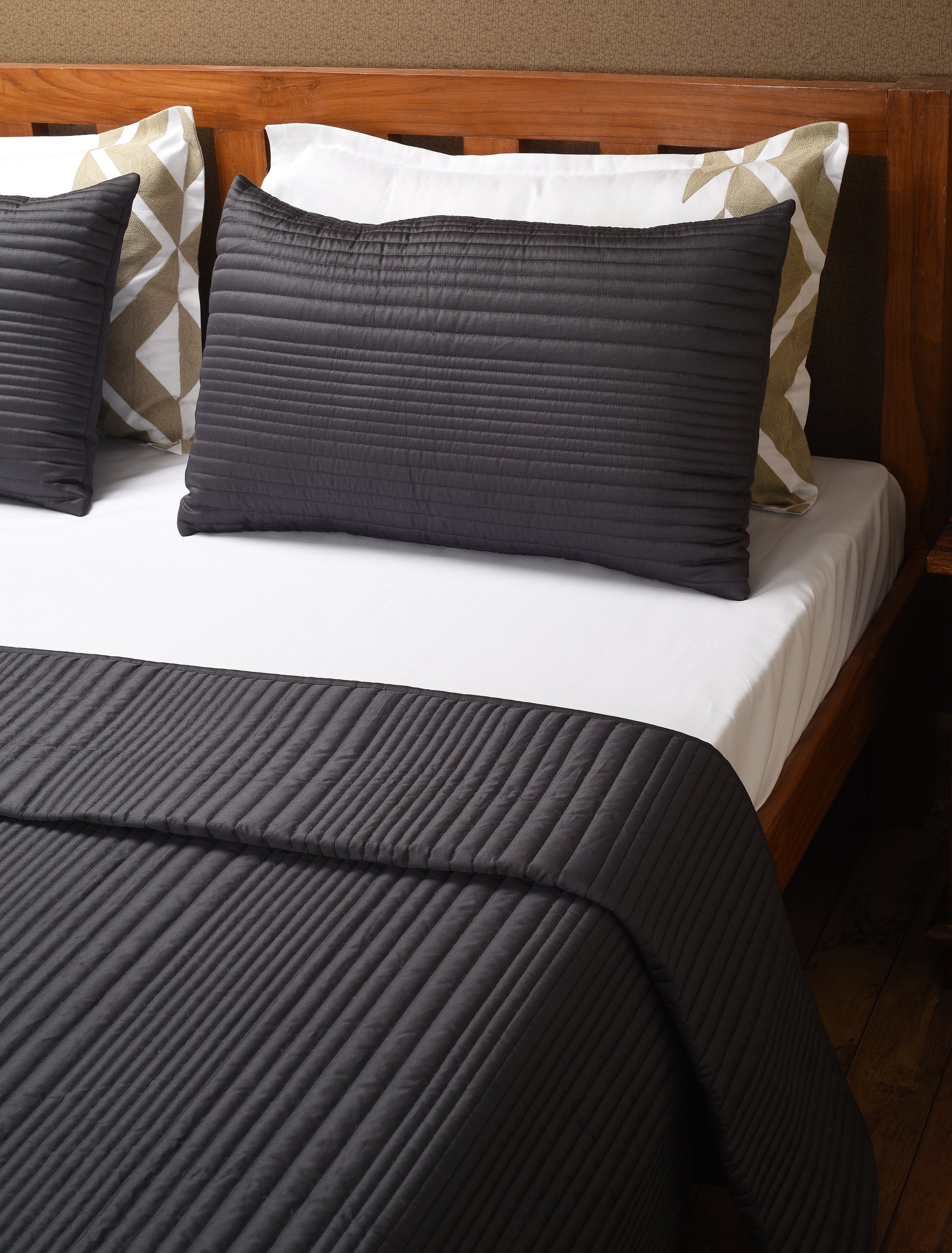 Channel Elegance Grey