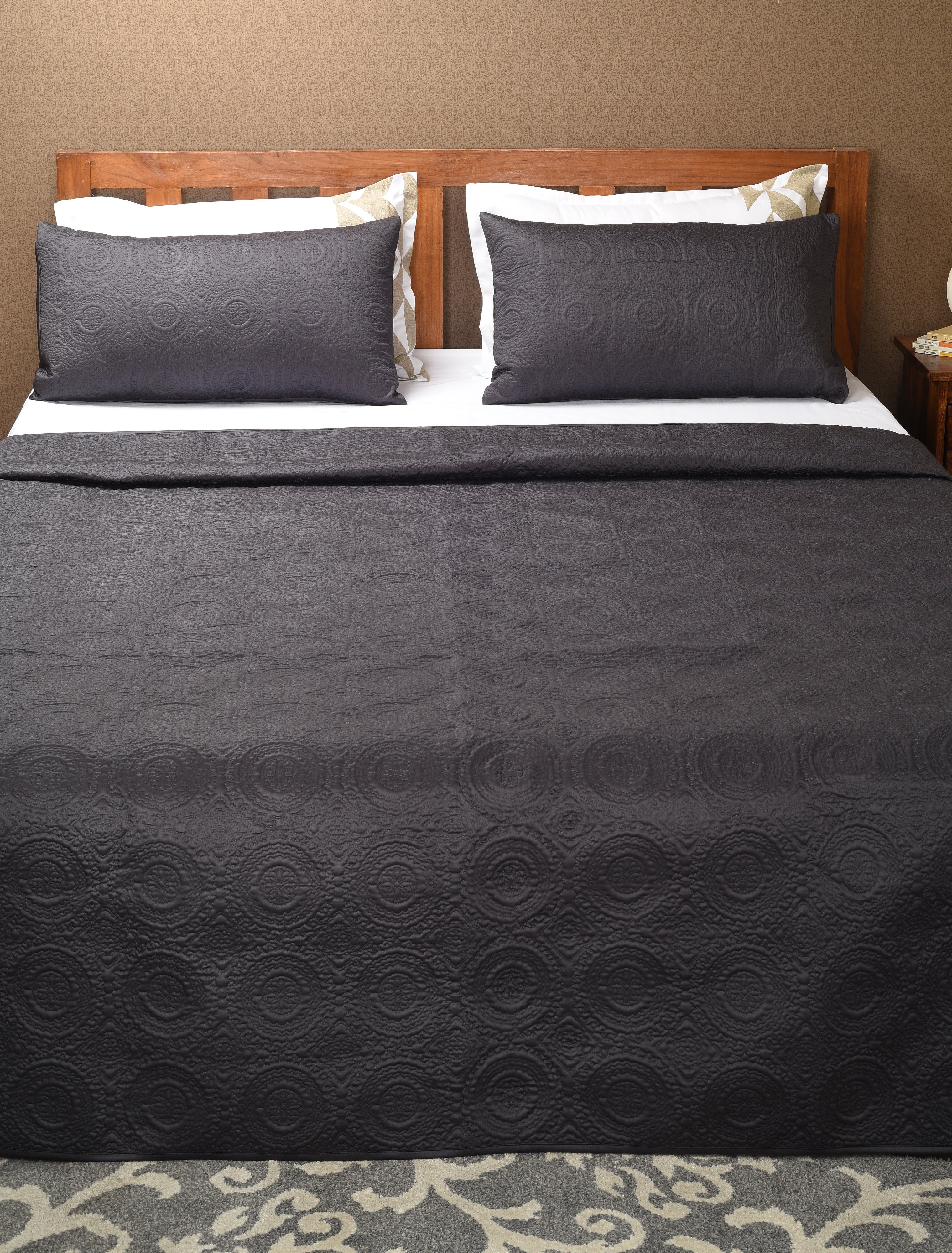 Cirque Opulence Charcoal